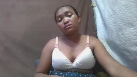 Snapshot of aimealdy chatting on 09.25.25 aimealdy online show from 09.25.25