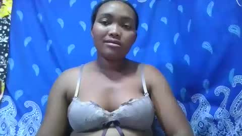 Snapshot of aimealdy chatting on 10.21.25 aimealdy online show from 10.21.25