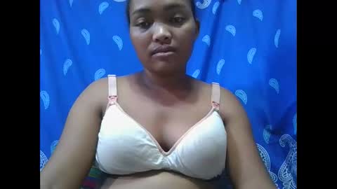 Snapshot of aimealdy chatting on 10.22.25 aimealdy online show from 10.22.25