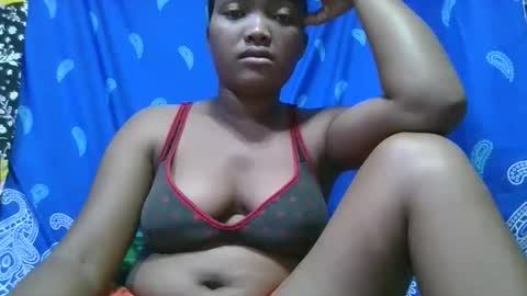 Snapshot of aimealdy chatting on 10.25.25 aimealdy online show from 10.25.25