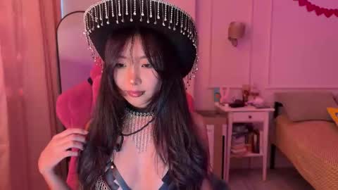 Snapshot of aimeclarks chatting on 03.22.26 Aime online show from 03.22.26