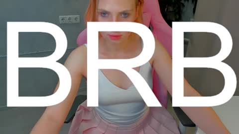 Snapshot of aina_faina chatting on 01.08.25 Aina online show from 01.08.25