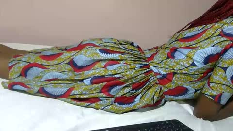 Snapshot of air_hottess chatting on 10.15.25 Cindy online show from 10.15.25