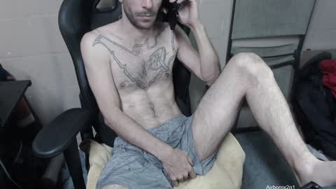 Leo  Airborn  Sir  Daddy online show from 12.12.24