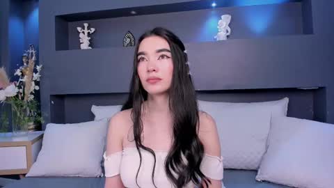 Snapshot of airikimmura chatting on 02.27.25 airi online show from 02.27.25