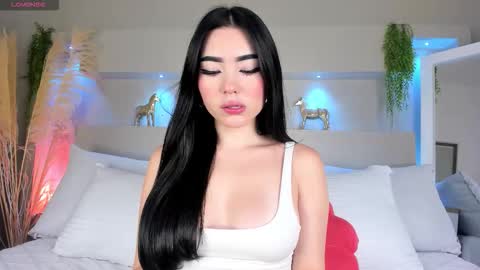 Snapshot of airikimmura chatting on 10.21.25 airi online show from 10.21.25