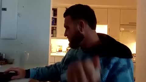 Mikea online show from 01.24.25