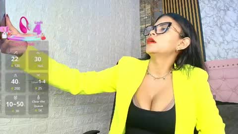 aisha__cambell online show from 04.09.26