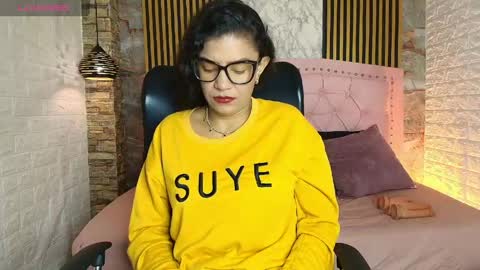 aisha__cambell online show from 04.22.26