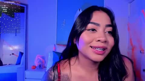 Snapshot of aisha_brownn chatting on 10.30.25 Aisha online show from 10.30.25