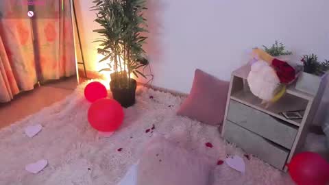 Snapshot of aisha_bx chatting on 02.13.25 Aisha online show from 02.13.25