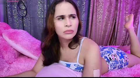 Ash             INDEPENDET MODEL  online show from 01.26.25