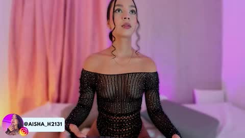 Aisha online show from 11.23.25