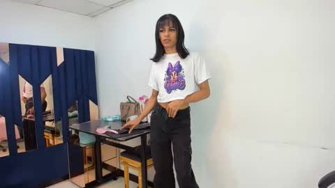 Aisha online show from 04.11.26