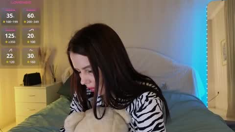 Aisha online show from 01.20.25