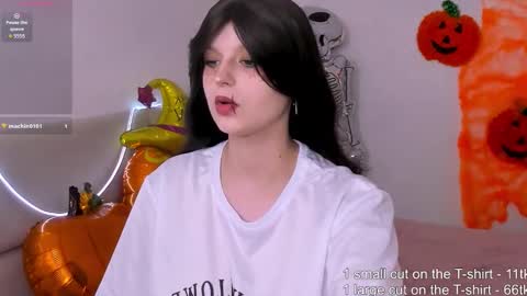 Aisha online show from 10.27.25