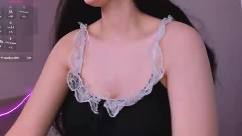 Aisha online show from 11.30.25