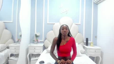 aishalehmann online show from 09.29.25