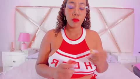 Snapshot of aisharodgers00 chatting on 10.28.25 Aisha Rodgers online show from 10.28.25