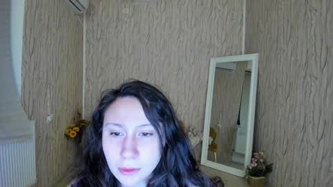 Aisha online show from 01.14.25