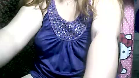 Snapshot of aislahrose chatting on 01.30.25 rosie online show from 01.30.25