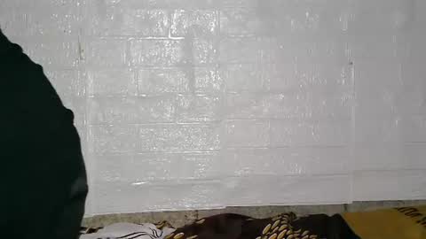 Snapshot of aislahrose chatting on 10.03.25 rosie online show from 10.03.25