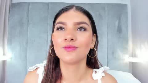 Snapshot of aitanajones1_ chatting on 05.23.26 Aitana online show from 05.23.26