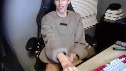 Snapshot of aittamz chatting on 12.18.24 matt online show from 12.18.24