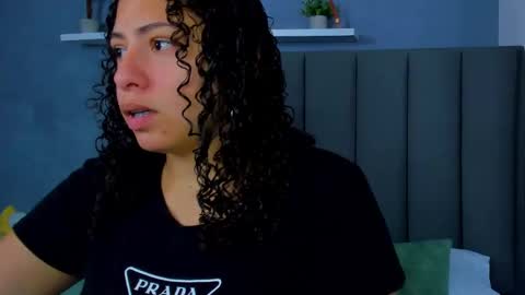 Aixa Burgos online show from 11.19.25