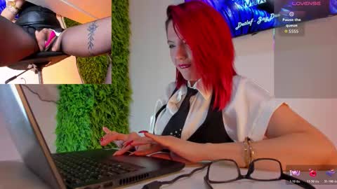 Snapshot of aixa_hill1 chatting on 02.02.26 online show from 02.02.26