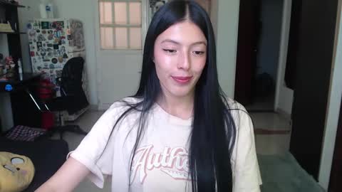 Snapshot of aizen_myo chatting on 10.02.25 Aizen My- online show from 10.02.25