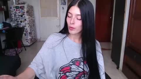 Snapshot of aizen_myo chatting on 10.24.25 Aizen My- online show from 10.24.25