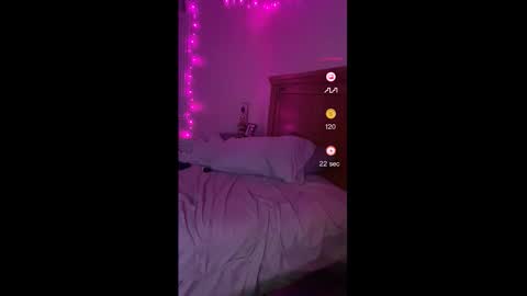 Snapshot of ajsquirts chatting on 11.22.25 ajsquirts online show from 11.22.25