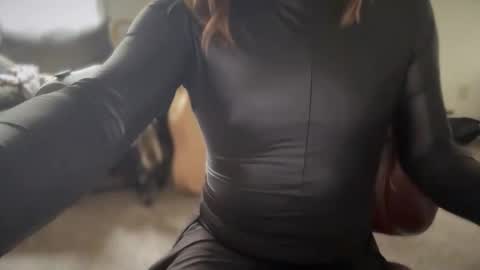 Snapshot of ajuliebellelemons chatting on 05.17.26 JullieBelleLemons online show from 05.17.26