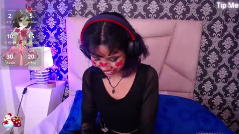 A K A N E  U W U online show from 12.04.24