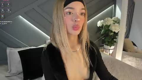 Snapshot of akemi__ chatting on 07.02.26 Abby Angel online show from 07.02.26