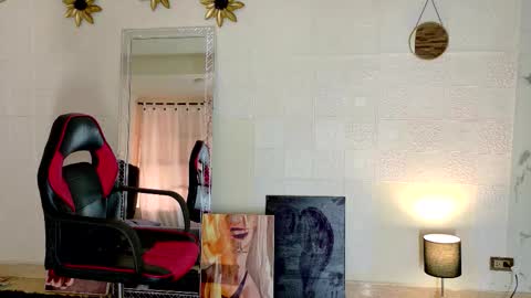 Snapshot of akemirosse chatting on 11.13.25 Akemi online show from 11.13.25