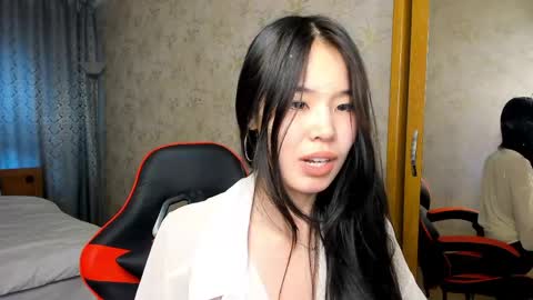 Snapshot of akiba_cute chatting on 05.19.26 akiba_cute online show from 05.19.26