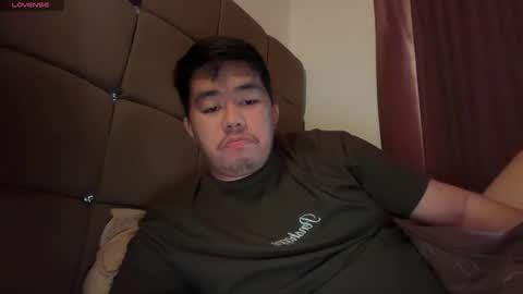 Snapshot of akihiro_morningstar chatting on 04.03.26 Dave online show from 04.03.26