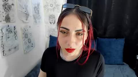 Snapshot of akila_clive chatting on 07.08.26 carolina online show from 07.08.26