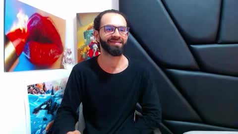 Snapshot of akiles_r chatting on 03.05.26 akiles online show from 03.05.26