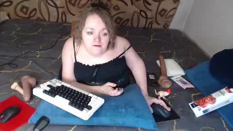 Snapshot of akindmodel chatting on 02.25.25 Natalie online show from 02.25.25