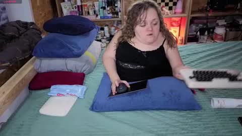 Natalie online show from 12.05.25