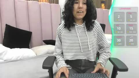 Snapshot of akirahayami chatting on 05.31.26 AkiraHayami online show from 05.31.26