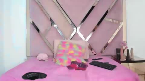 akiraht online show from 10.25.25