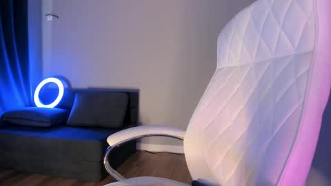 Akura is here 3 online show from 01.17.26