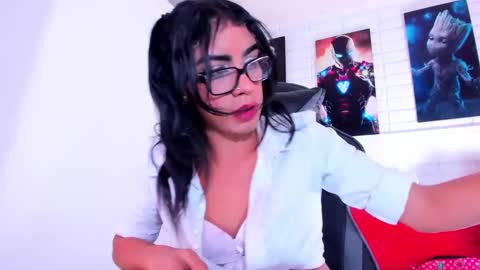 Alahia Rodriguez online show from 12.07.24