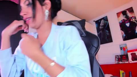 Alahia Rodriguez online show from 03.06.25