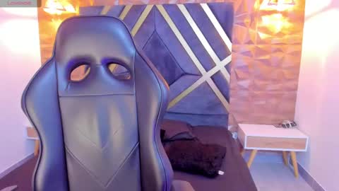 ALAHIA online show from 10.01.25