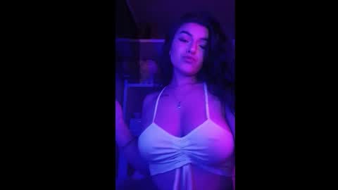Snapshot of alahia_demon chatting on 03.06.26 alahia online show from 03.06.26